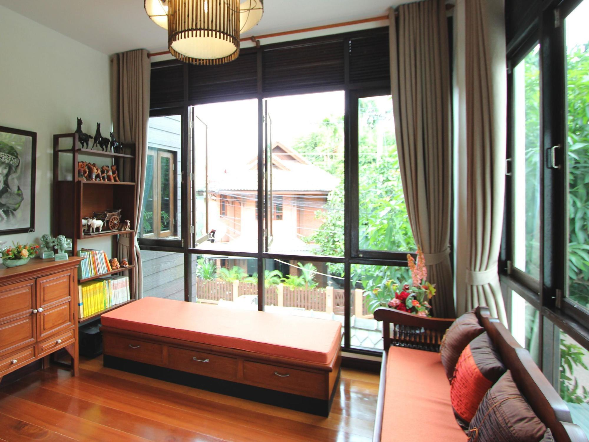 Huen Hug Chiang Mai Exterior foto