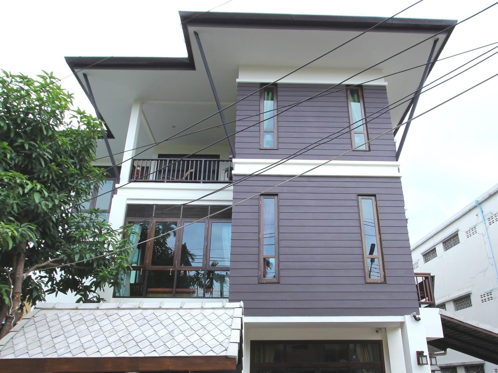 Huen Hug Chiang Mai Exterior foto